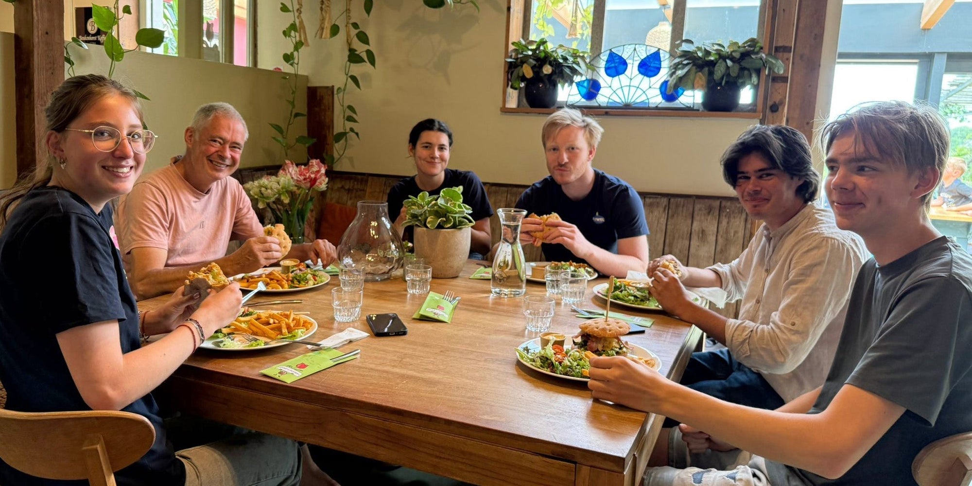 Vijf keer de Hamburger en een vegetarische - fluwelnl